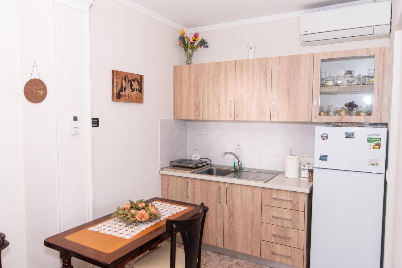 Erla'S Apartment Tiranë Eksteriør bilde